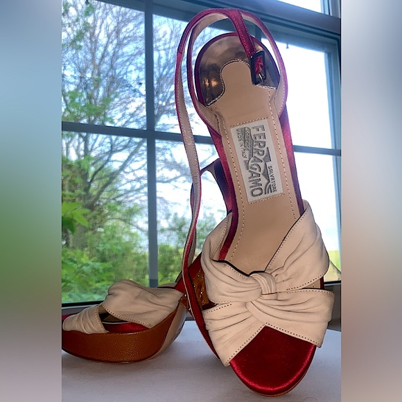 Salvatore Ferragamo - Picture 2 of 3